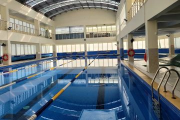 Bể bơi 4 mùa trong nhà với hệ thống lọc sưởi hiện đại, nước ấm quanh năm (Ảnh: Sưu tầm internet)
