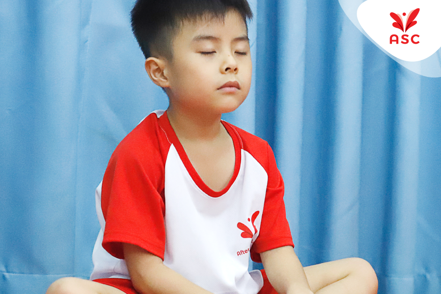 yoga-tre-em-ha-noi